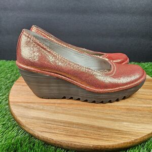 FLY London Women's Yaz Metallic Orange Leather Wedge Pump Size 39/US 8.5